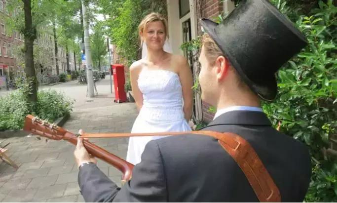 去荷兰旅行结婚,荷兰旅游新玩法视频