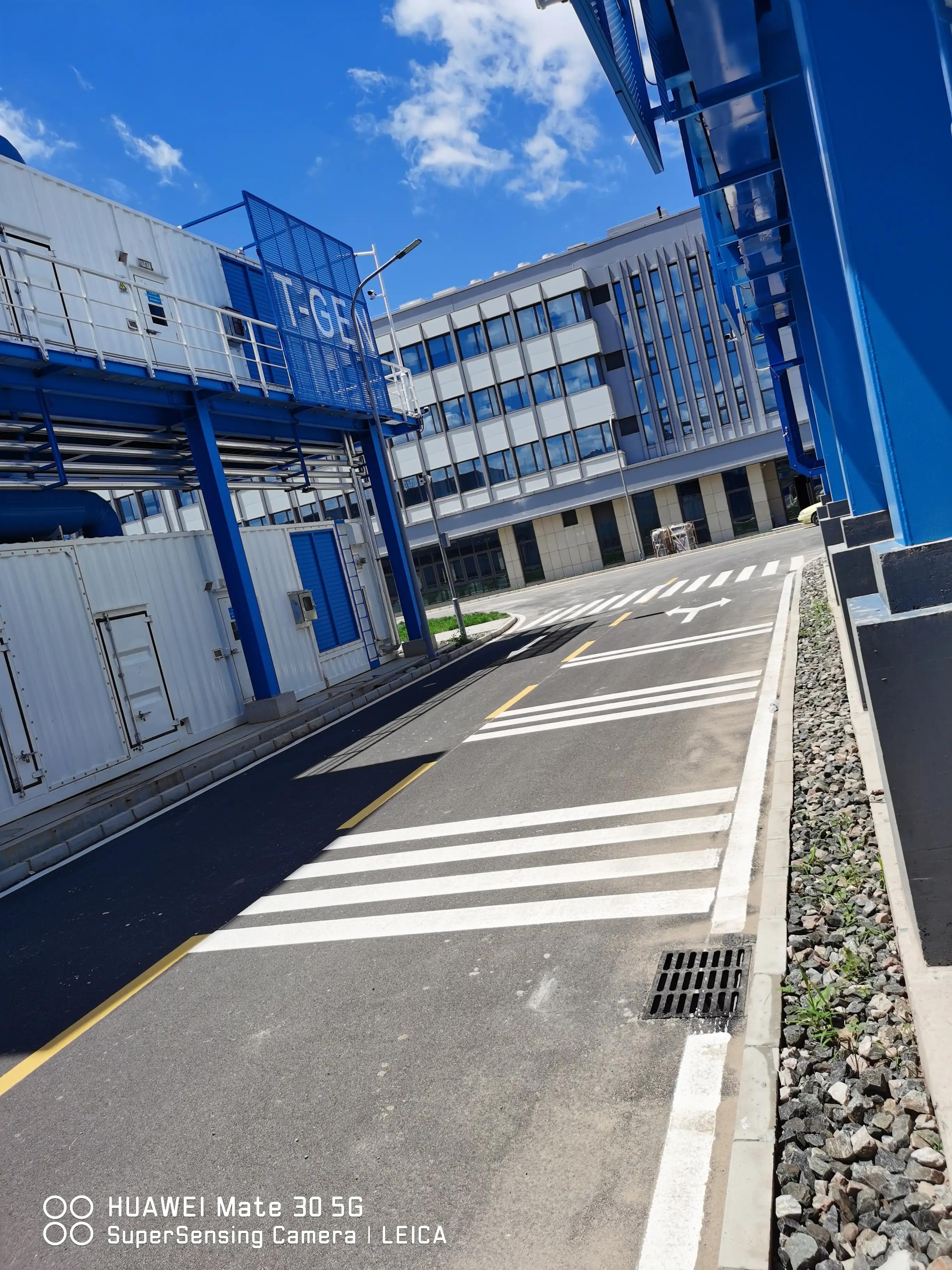 专业道路划线车位划线,道路减速带标志牌图片