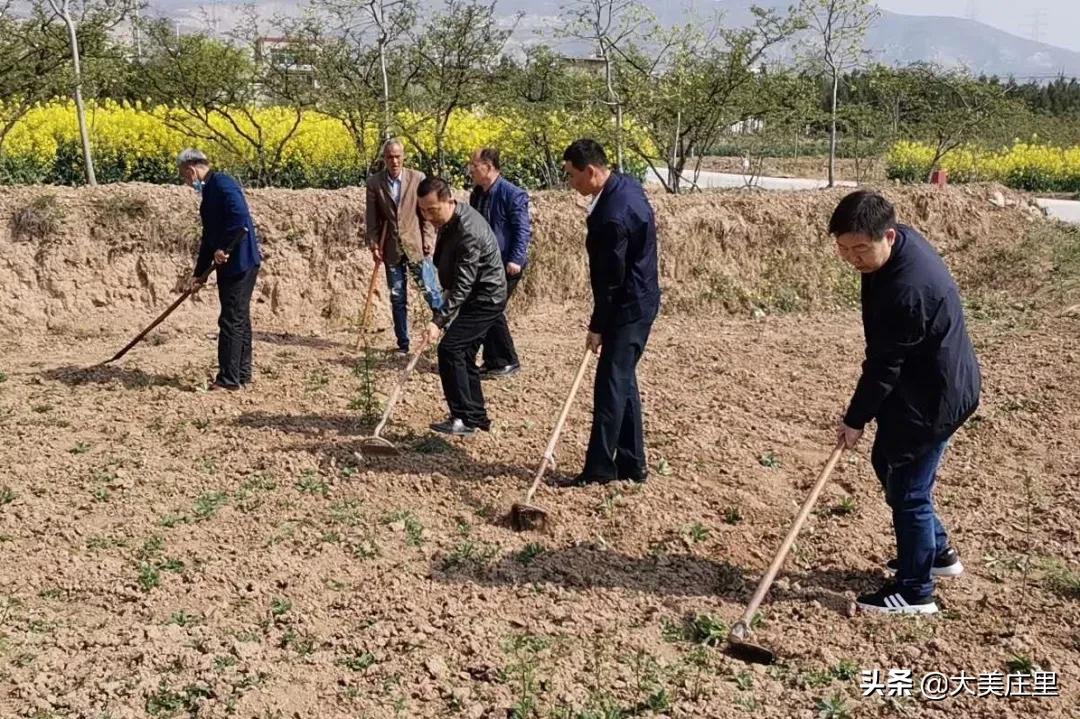 谷张村第一书记刘亮：村民的热心书记