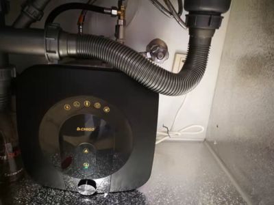 你还用这种水刷碗洗脸？也太可怜了