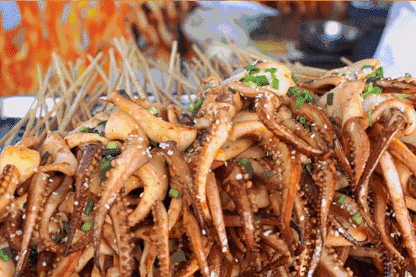 边吃边玩边学习,边吃边玩边走边学