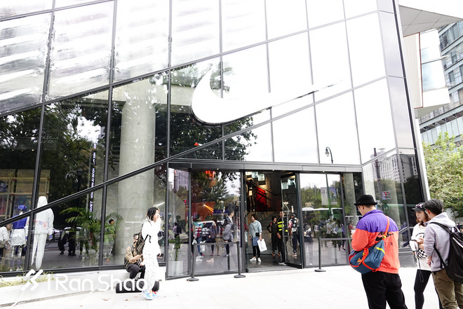 上海001全球耐克体验店,耐克实体店探店指南