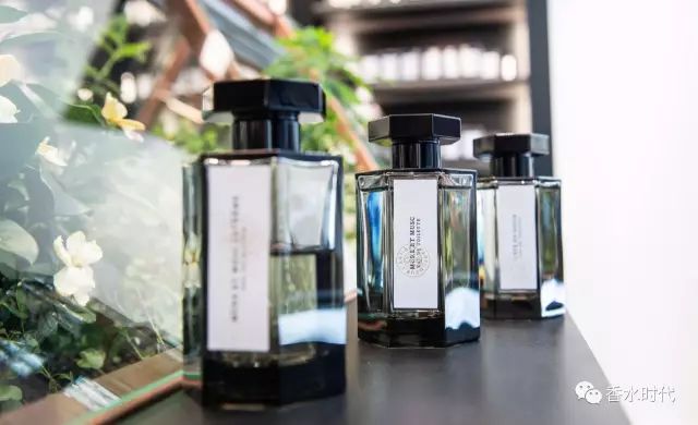 小众品牌沙龙香水,法颂白桃乌龙小众沙龙香水测评