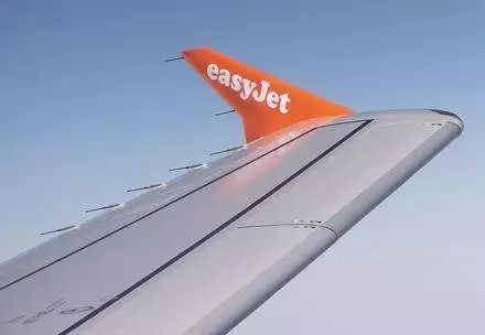 达索猎鹰7X出了什么故障？客机被闪电击中还有救吗？