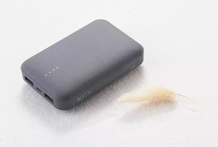 可带上飞机和高铁的充电宝,充电宝多少毫安可以带上飞机高铁