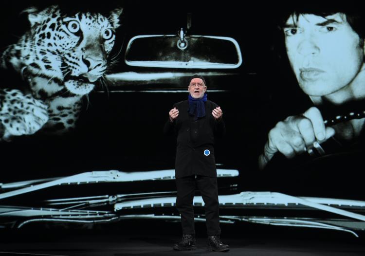 从打印机字体到手机上的PS，Adobe36年里都赶上了哪些变化？｜好奇心商业史