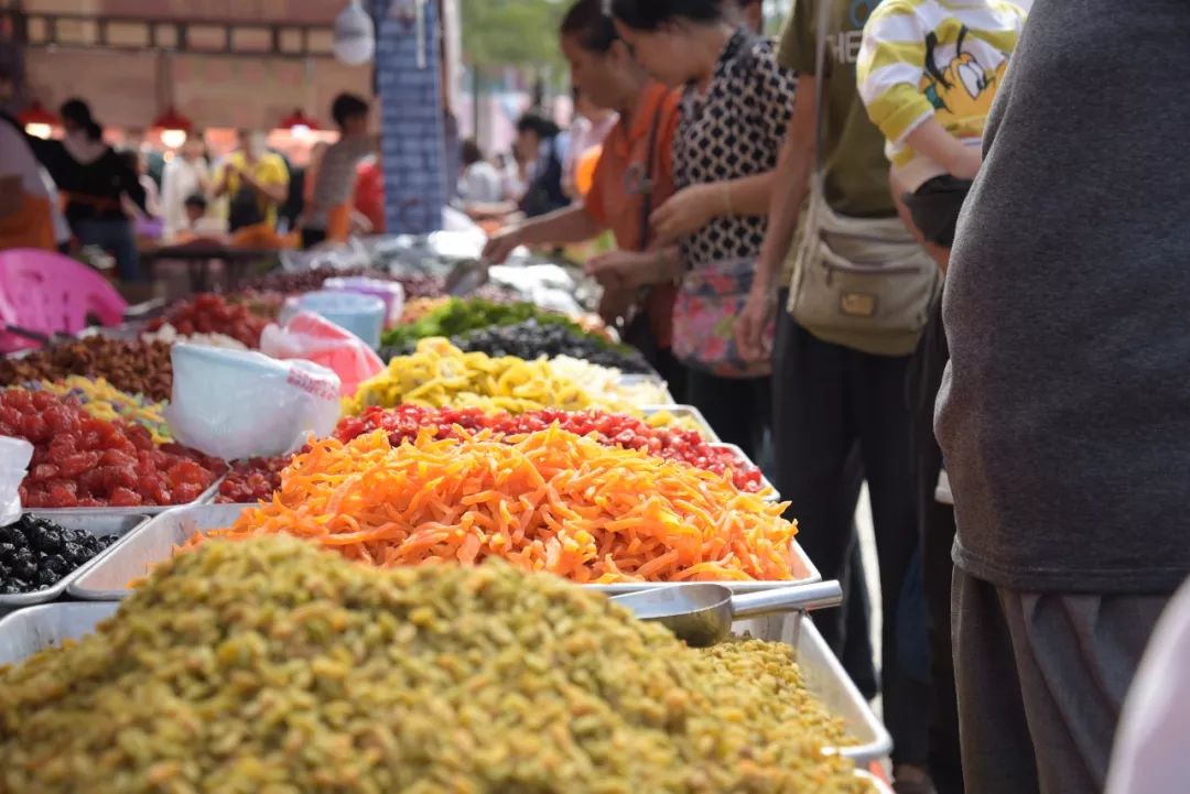 汇聚美食优惠团购,今年梧州宝石美食节在什么地方