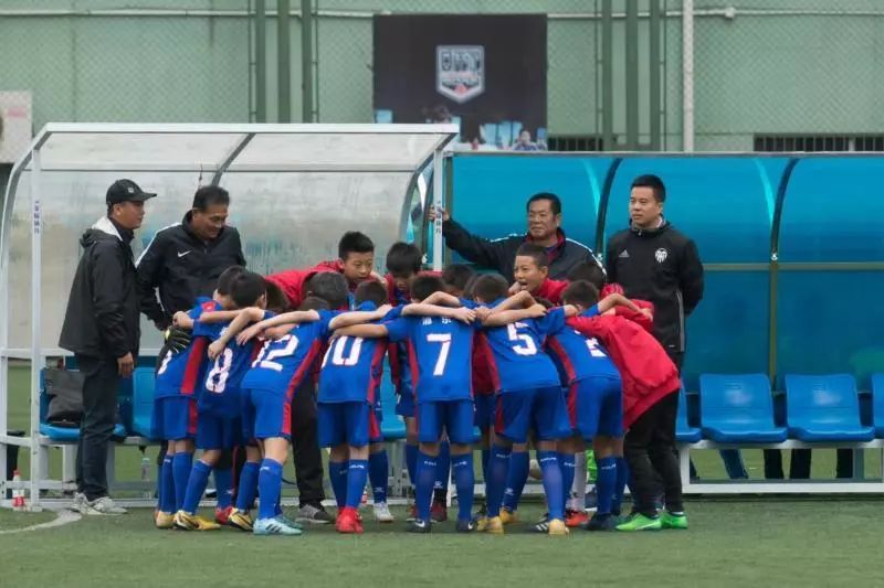 孙吉为何亮相市运会足球赛场？向徐根宝学习抓青训，输送人才已代表浦东获佳绩！