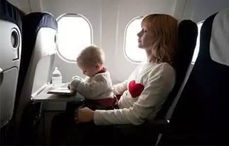 缺水对人体的危害,人体缺水会引起的症状及补水方法