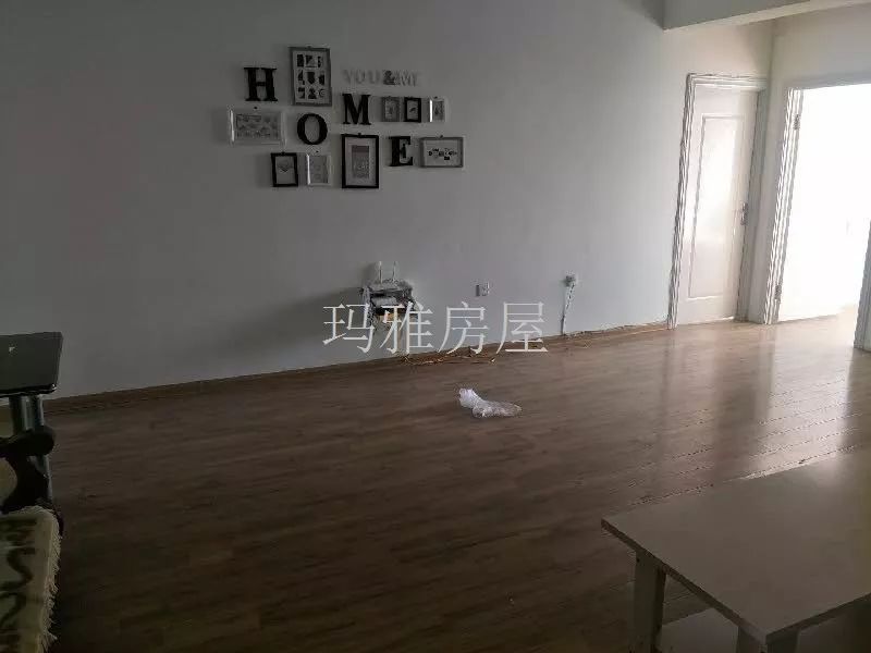 石河子三室二厅50万精装修急卖,石河子二手房大户型推荐