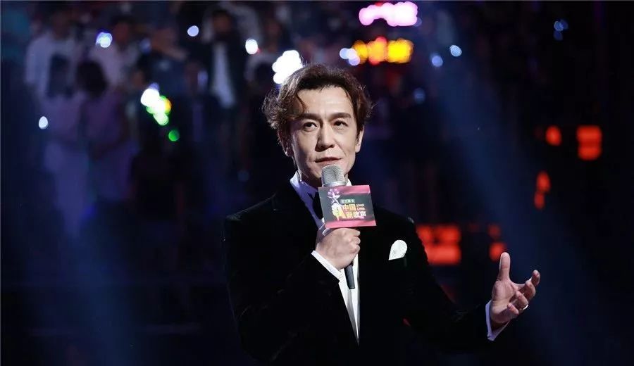 只是近黄昏珍惜眼前活在当下,最是黄昏后只为珍惜眼前人