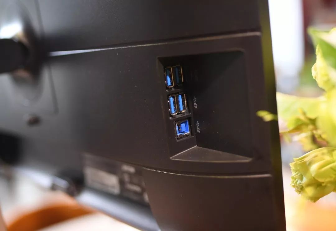 飞利浦精智系列新品显示器278b1n,飞利浦显示器288p6l评测