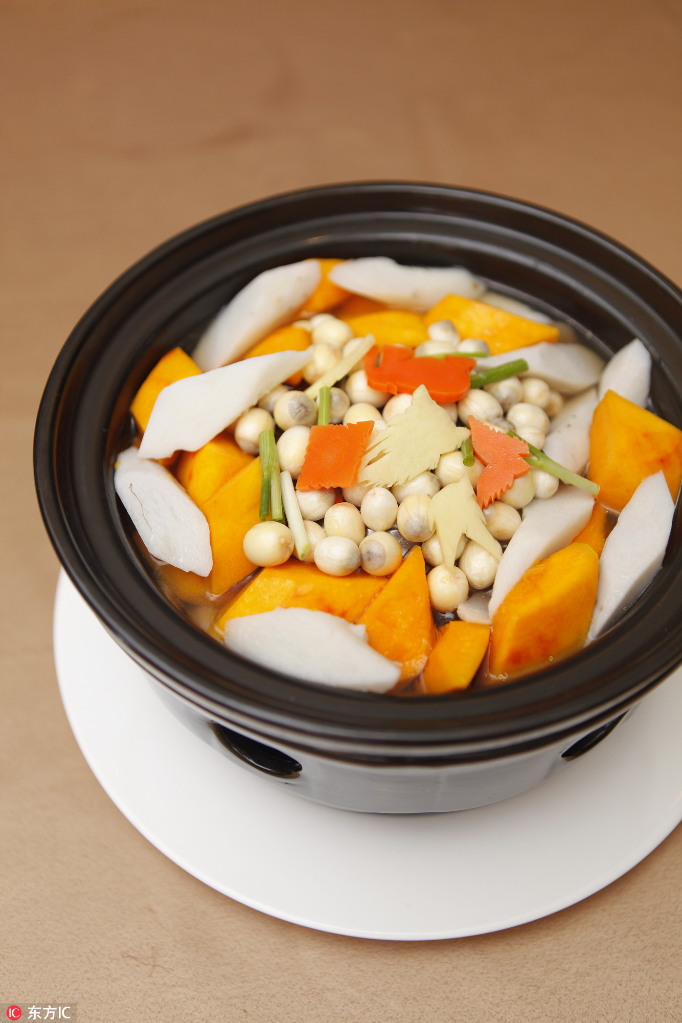 萌瓜万圣趴！餐桌请南瓜当主角，快来安排一下