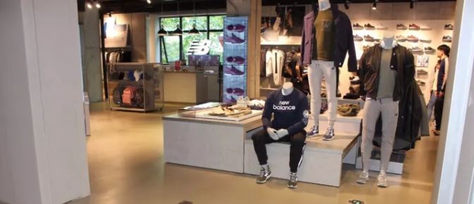 官司缠身，山寨不停，这个“N字鞋鼻祖”又回来了！