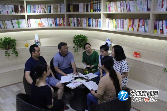 办好人民满意教育总目标,办人民满意的教育加强教育投入