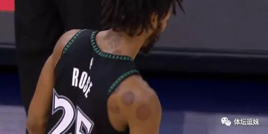 万圣节他扮演7年前的自己！打哭了所有人