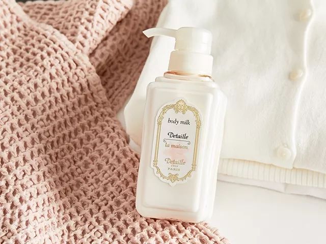 拼团丨日本贵妇牌身体乳，抹完身体香香的、滑滑的