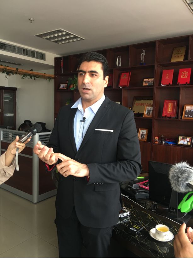 准备下单2个亿，抱着资料来“取经”，浙江企业提前进入“进博会模式”