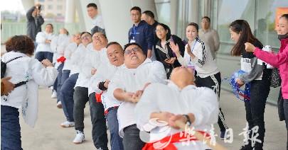 点燃运动豪情绽放运动风采,青春活力展现运动风采