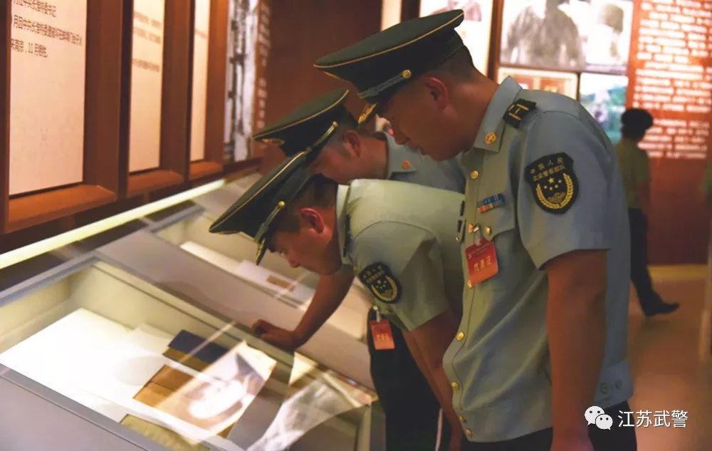 一堂精彩生动的党课,一堂生动鲜活的党课