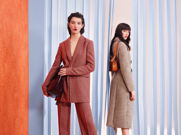 与lily同等级的衣服品牌,lily商务女装搭配