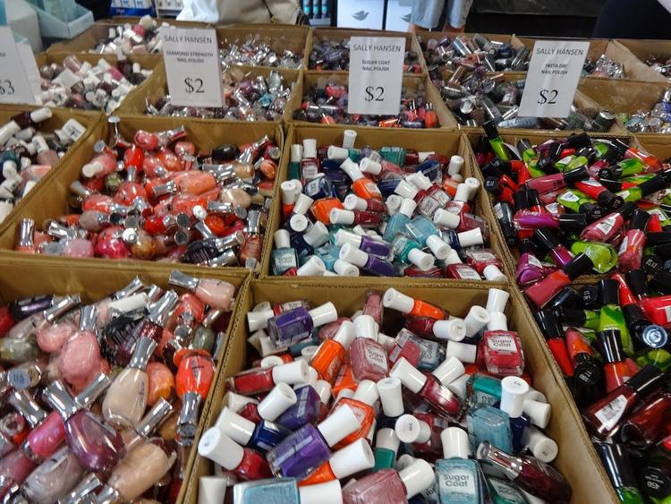 Debate：在道德上，我们应该如何理解*私走**？