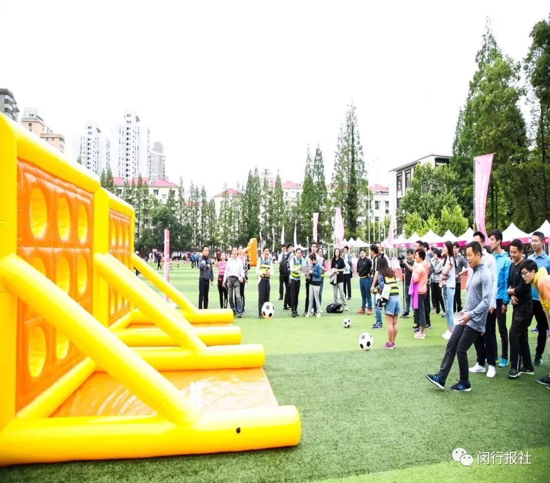 快，换上跑鞋，到上海最美林荫道中，参加欢乐嘉年华！