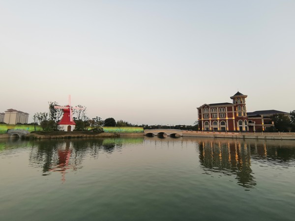 光荣Magic2拍照如何？手持超级夜景赞爆