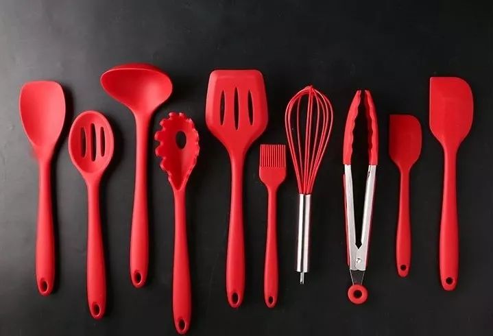 大家疯抢的超美餐具系列之「厨房实用小工具」同样高逼格，同样价格亲民、品质过硬~有了它们不再手忙脚乱