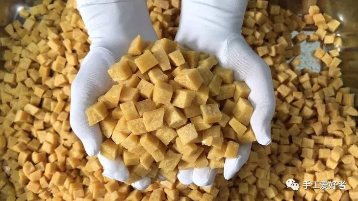 止咳化痰润肺梨膏糖正品东方甄选,梨膏糖可以缓解咽炎咳嗽么