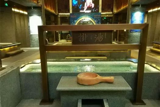 杭州适合泡温泉的地方,杭州泡温泉必备清单