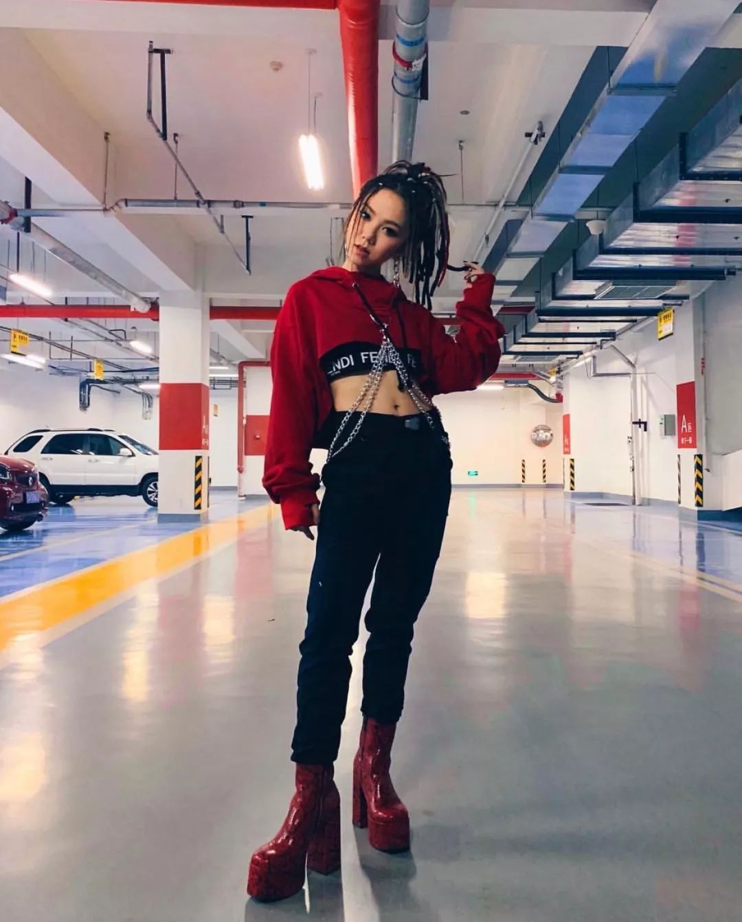 邓紫棋bbc百大女歌手,邓紫棋亚洲100名最美面孔