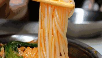 韩国网友号召为螺蛳粉申遗,韩国人螺蛳粉申遗