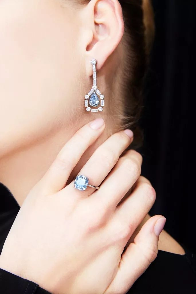 史诗级粉钻被人拍走了，你的彩钻还在等你！