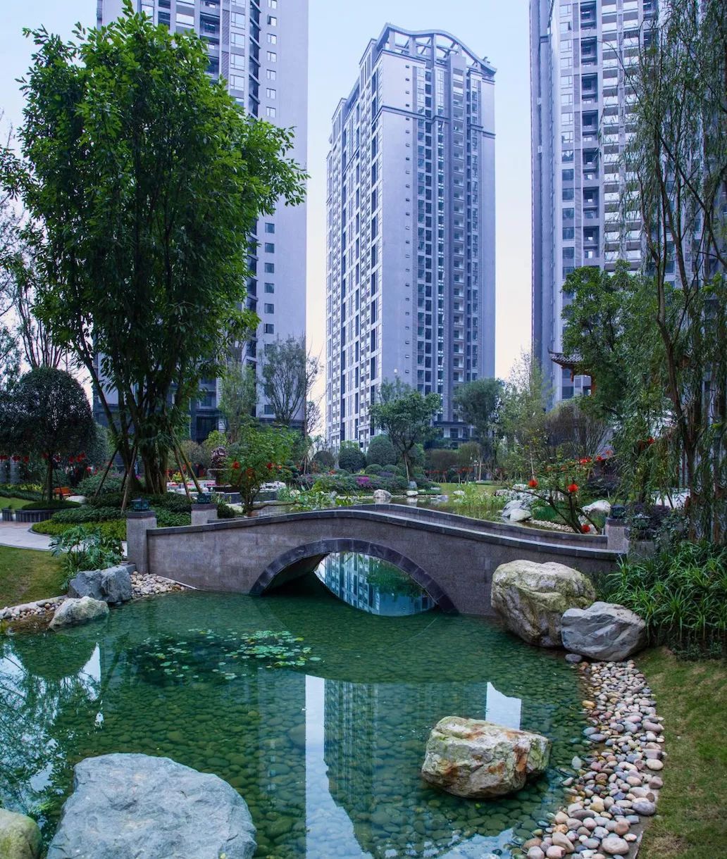 六家房企连续10年稳居行业十强,2019年百强房企发展状况