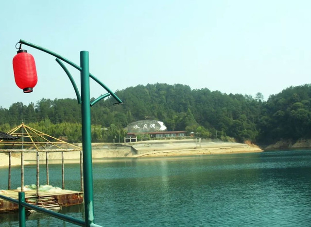 东莞2天一夜自驾游适合去哪玩,东莞出发南疆三飞八日旅游