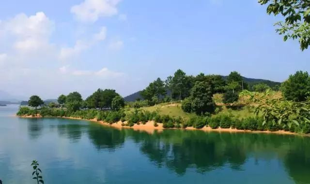 东莞2天一夜自驾游适合去哪玩,东莞出发南疆三飞八日旅游