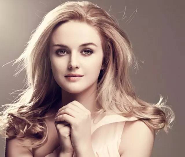 让你轻松告别色斑的困扰,告别暗沉淡化色斑