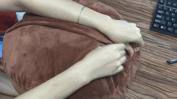 别人冻手你热到出汗！一个垫子20秒让桌子瞬间恒温40℃！