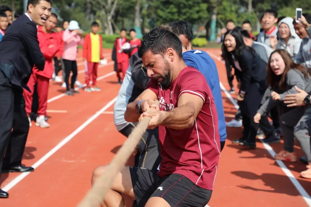 足球特点校的足球比赛,足球趣味运动会项目