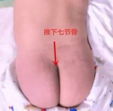 宝宝脾胃虚寒大便不成形推拿手法,小儿推拿脾虚大便干燥
