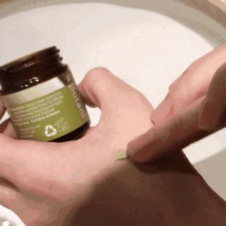 约会的前一天长了个痘,约会之前必长痘