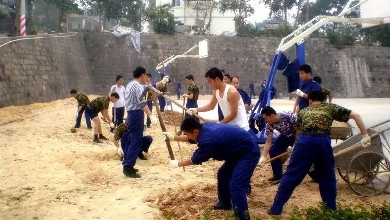中国最美的篮球场树林,国内最美的十大篮球场