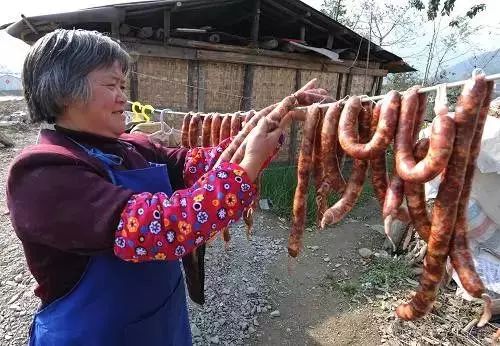 年味准备哪些香肠,年味灌腊肠