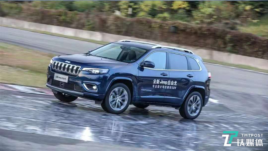 实测14年jeep自由光,jeep自由光2.0自吸动力测试