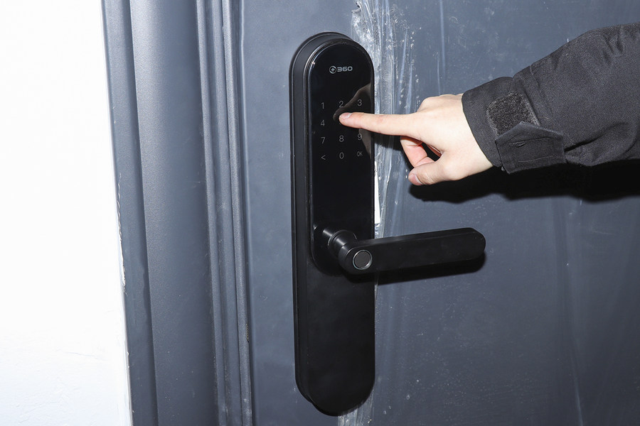 360智能门锁m1青春版,不带钥匙孔的智能锁