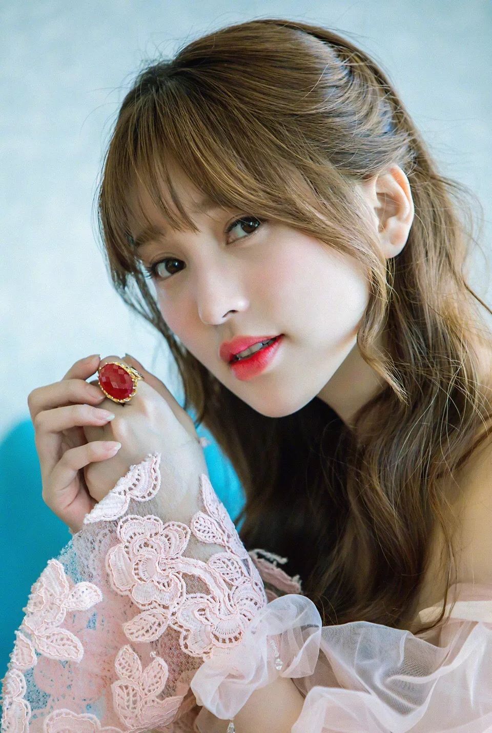 金莎回复的五个字引热议,金莎道歉全集视频