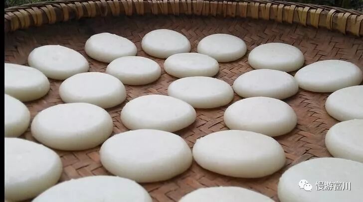 广西富川艾叶糍粑,富川团子糍粑