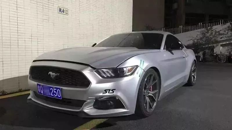 8辆宝马被抓,惹众怒的宝马被抓