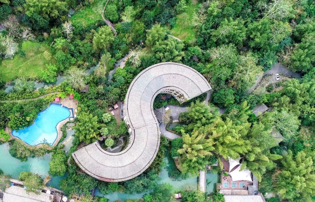 防城港和崇左是一个城市吗,广西崇左和防城港哪个城市好